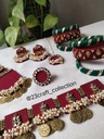 Fabric jewellery choker set.