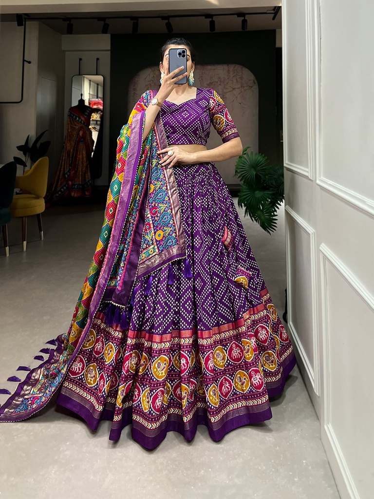 Bandhej Patola Lehenga Choli(Purple) 