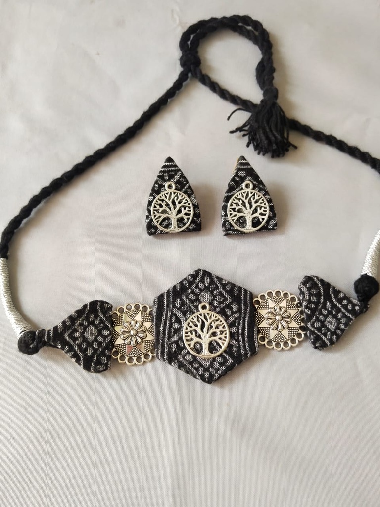 Black Choker necklace with Earring